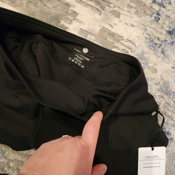 NWT Yogalicious black cropped mesh leggings. Size XL - Picture 8 of 16